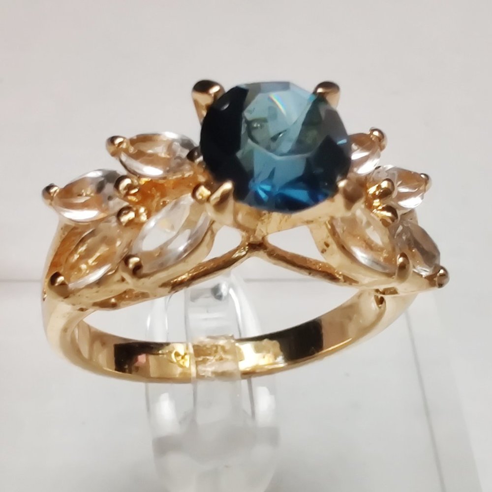 80's Cocktail Ring Blue Stone Ivana Trump 10 NOS